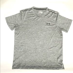 Men’s Under Armour shirt